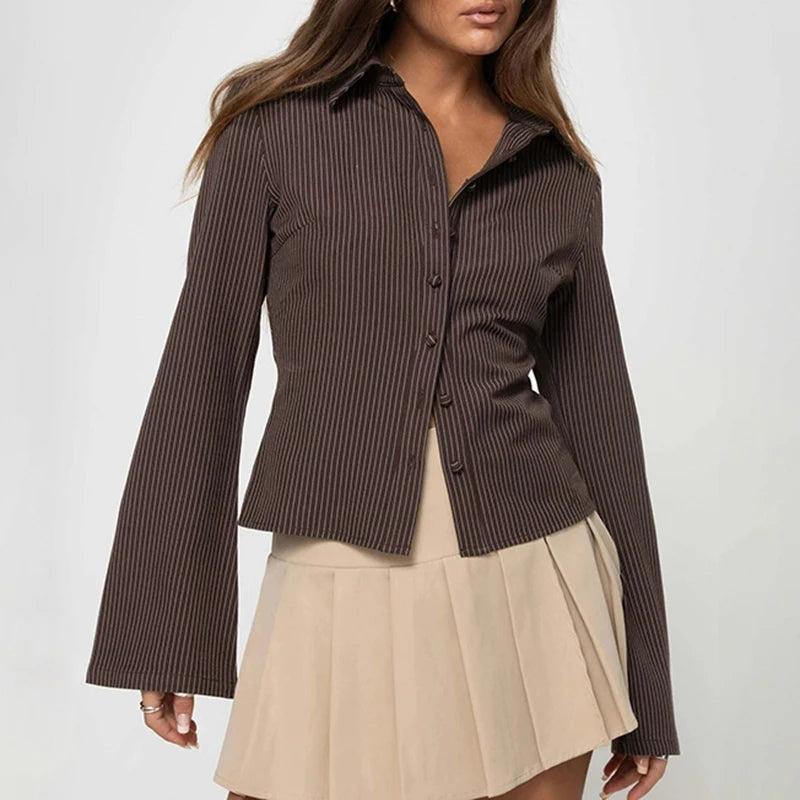 Crop top flared sleeve