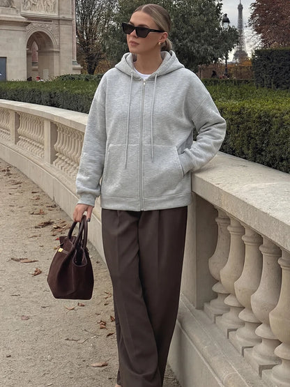Lara — Jas