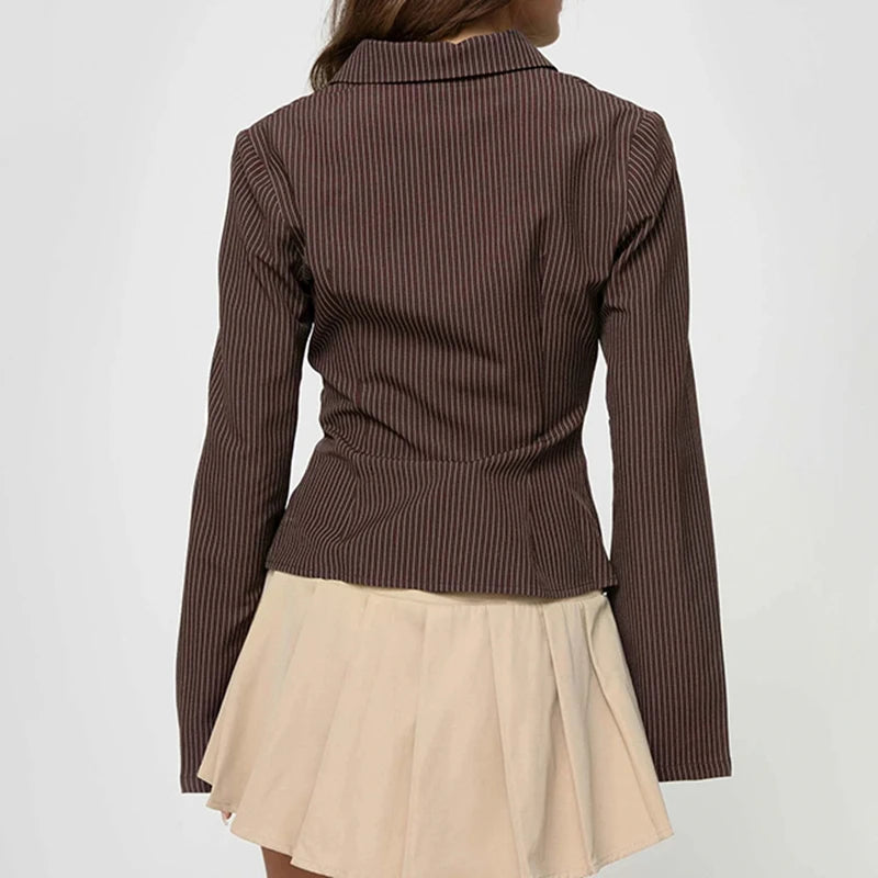 Crop top — Flared sleeve