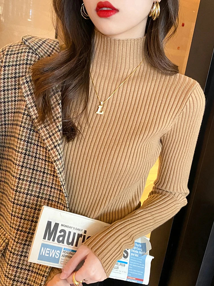 Pia — Knit top